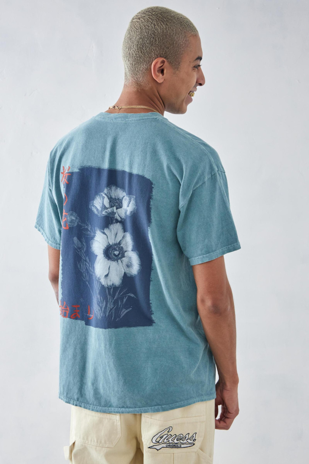 niebieski t-shirt vintage kwiaty nadruk