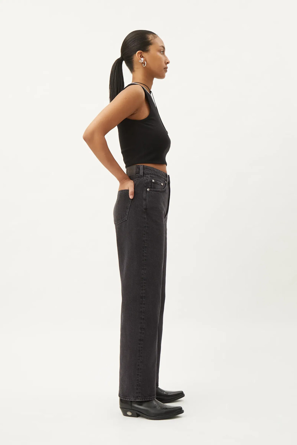 CZARNE SPODNIE JEANS