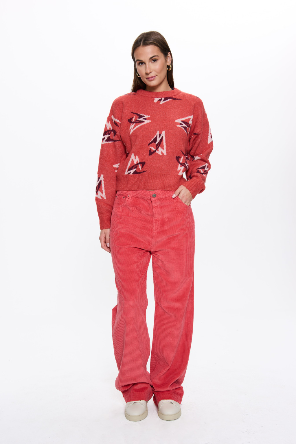 CZERWONE SPODNIE SZTRUKS CASUAL 1550092-13024