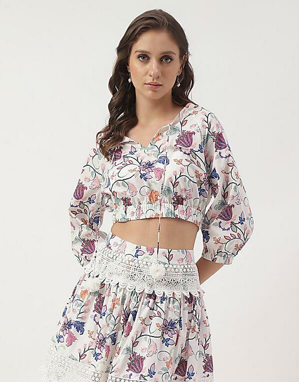 bluzka v-neck wzór kwiaty T43-4553K-A4