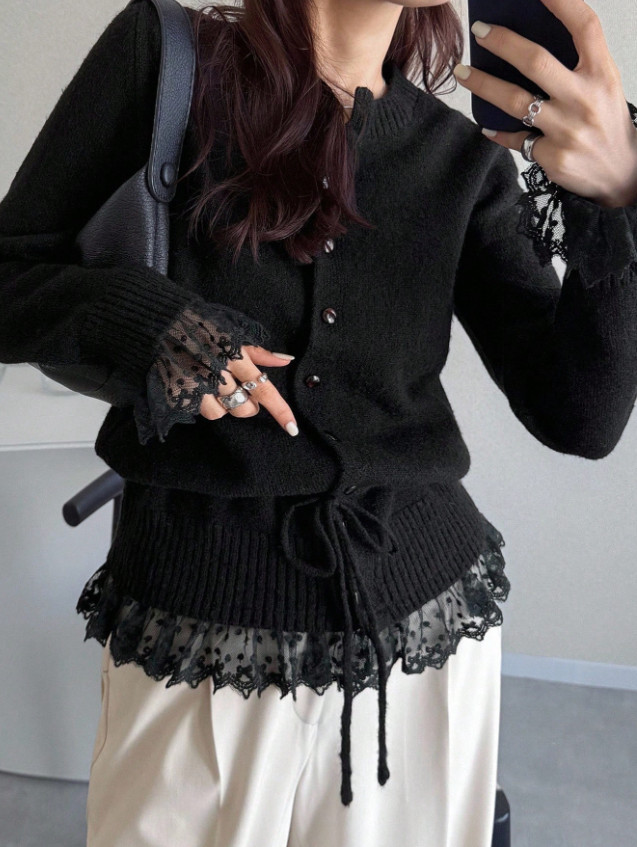 CZARNY SWETER KORONKA