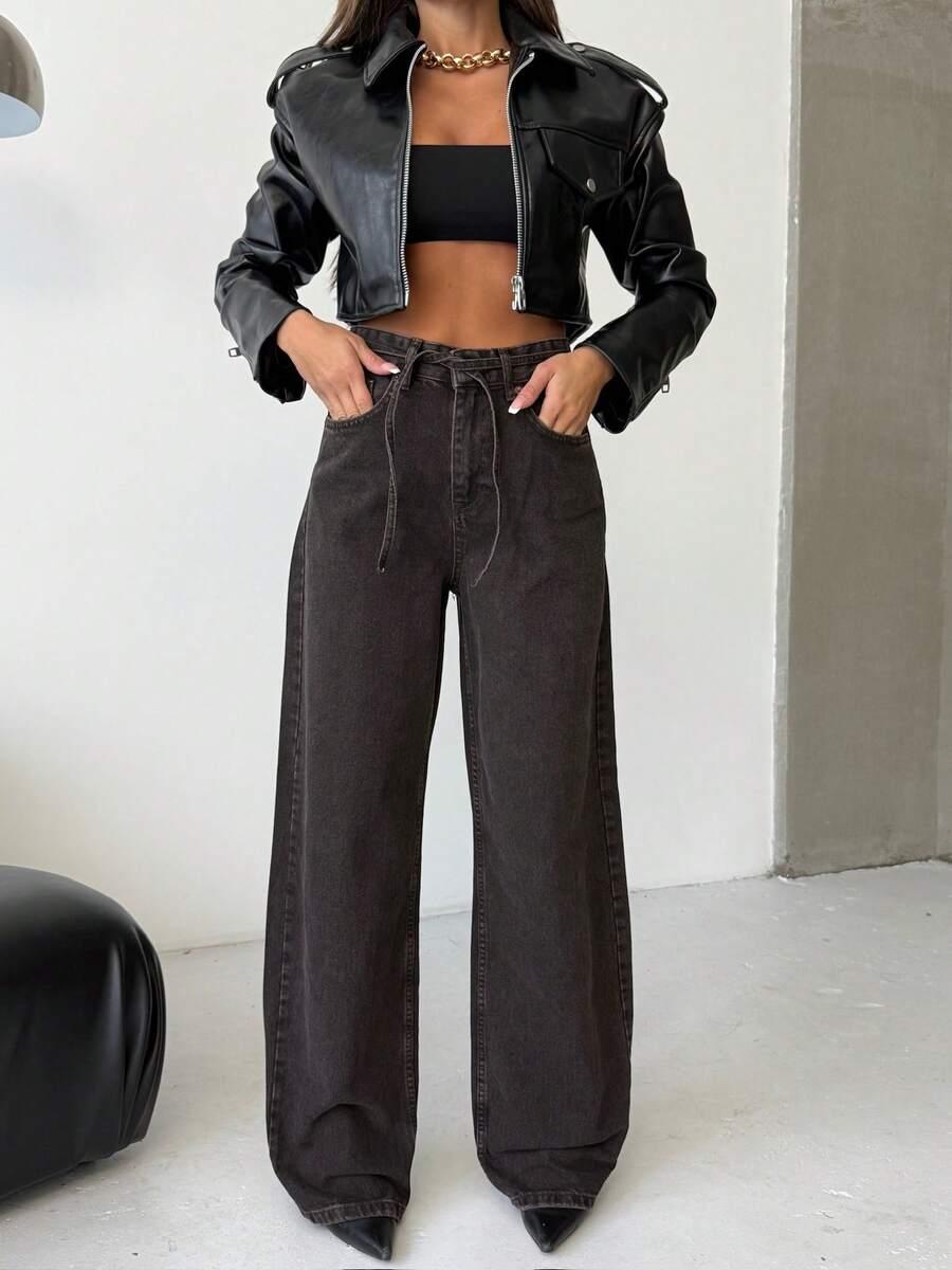 czarne spodnie jeans