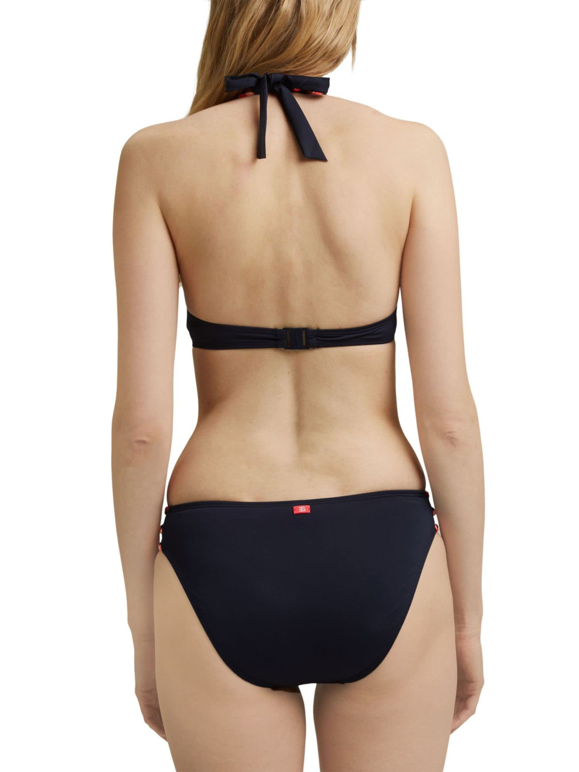 góra od bikini kontrast