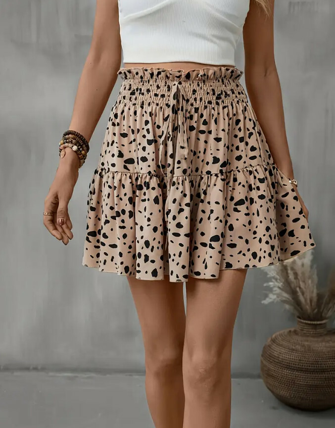beżowa mini spódnica animal print