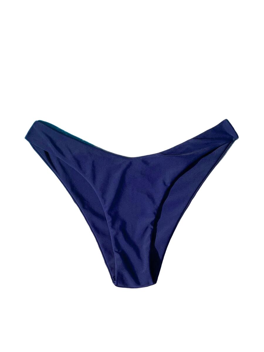 DÓŁ OD BIKINI
