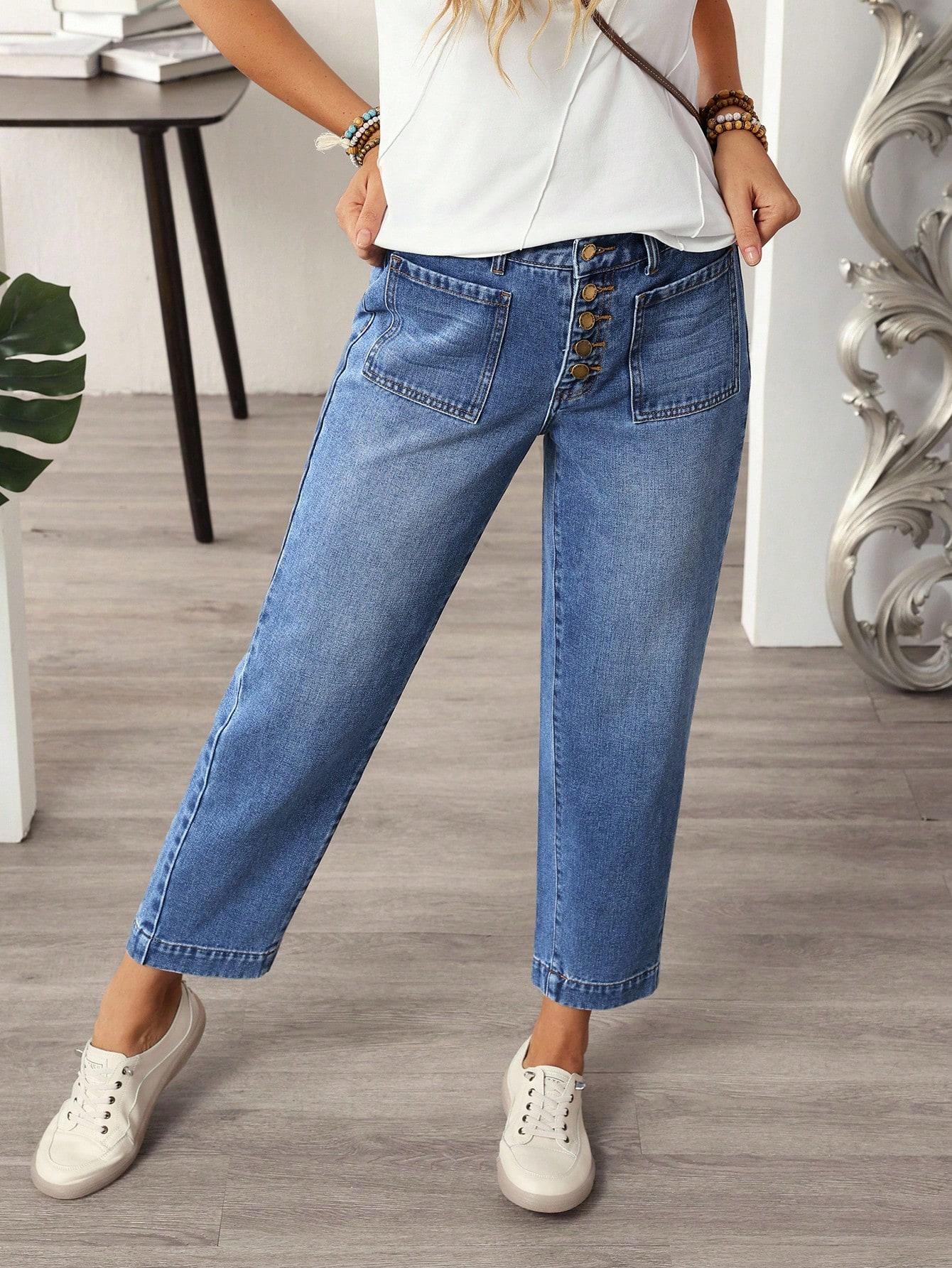 niebieskie spodnie jeansowe 