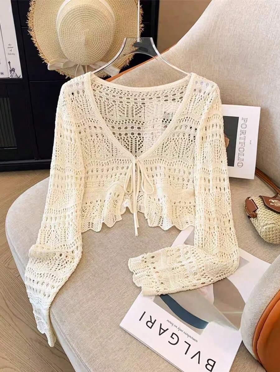 beżowy sweter narzutka