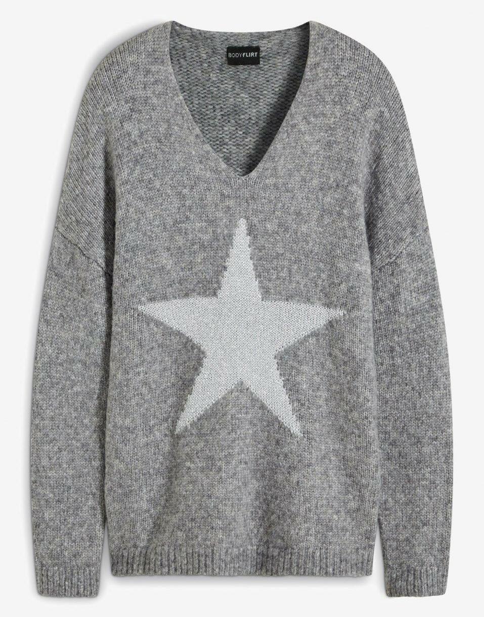SWETER Z WZOREM W GWIAZDĘ