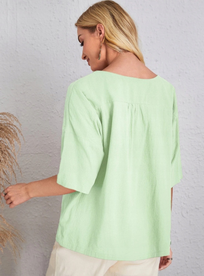zielony t-shirt okrągły dekolt 