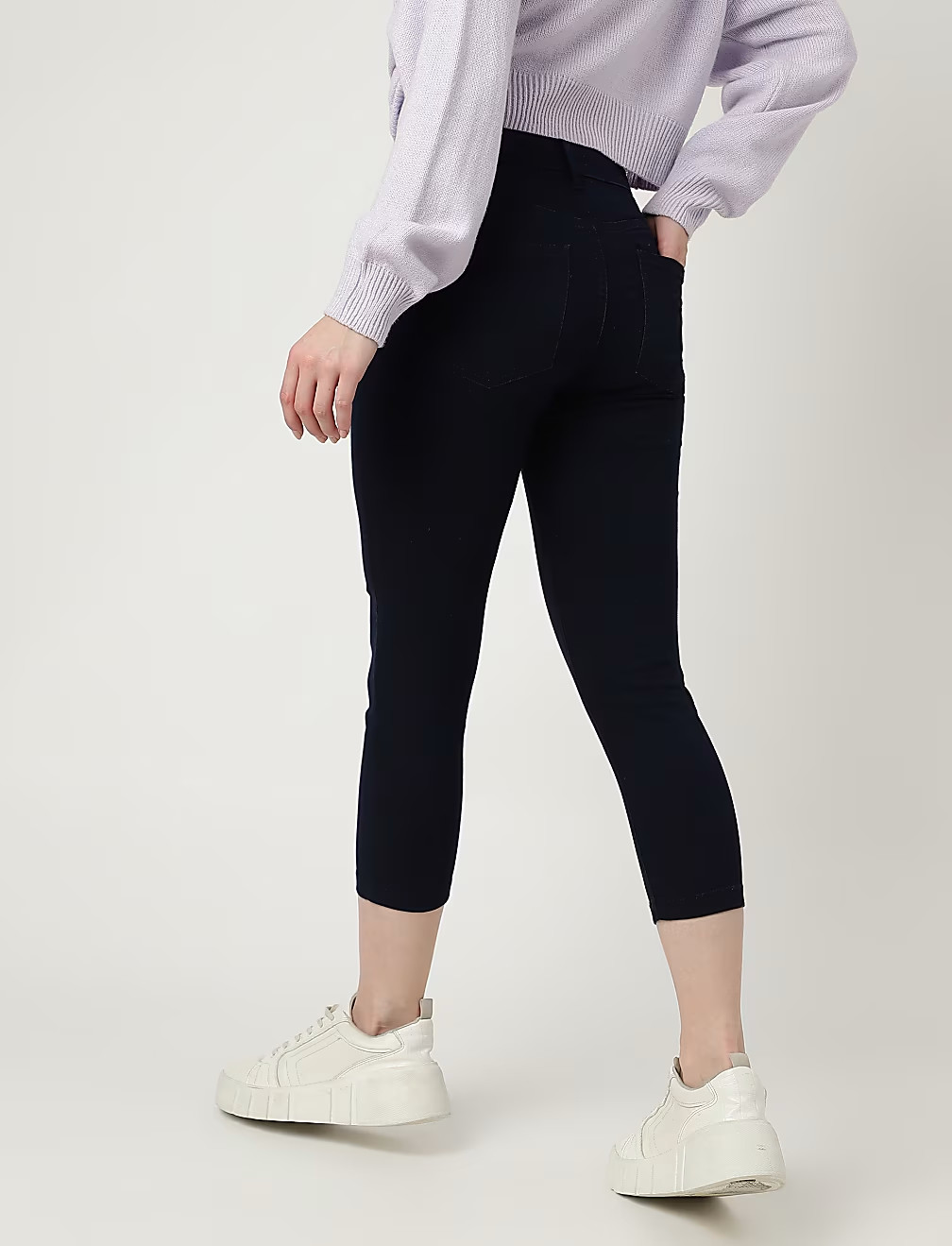 spodnie jeans rurki 3/4 T57-9436K-XU