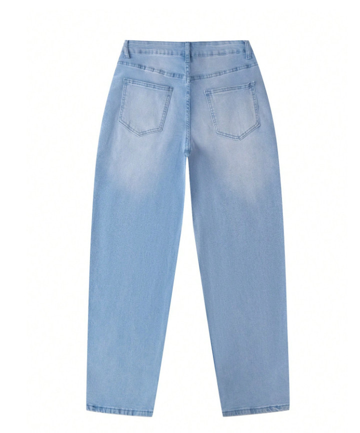 niebieskie spodnie jeans 