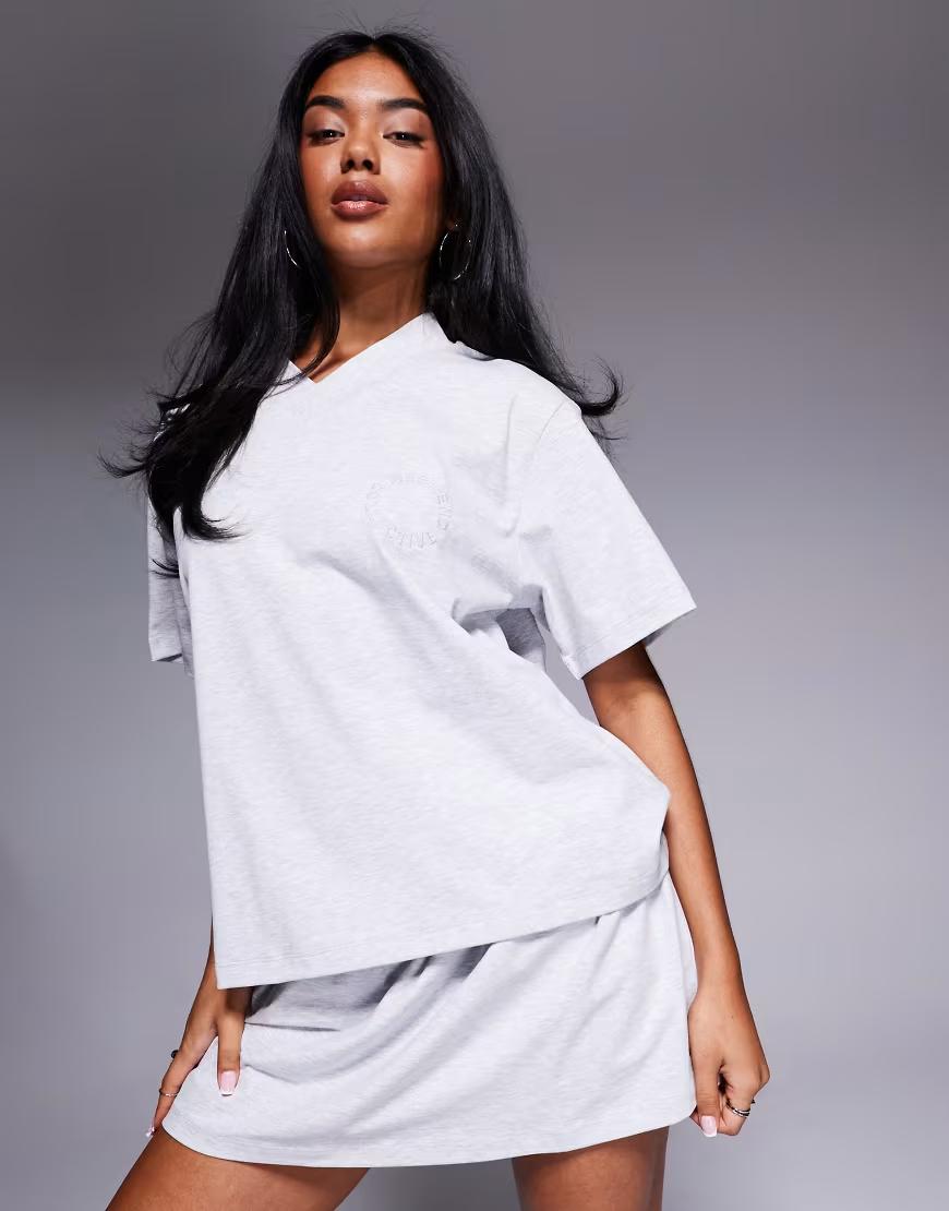szary t-shirt basic