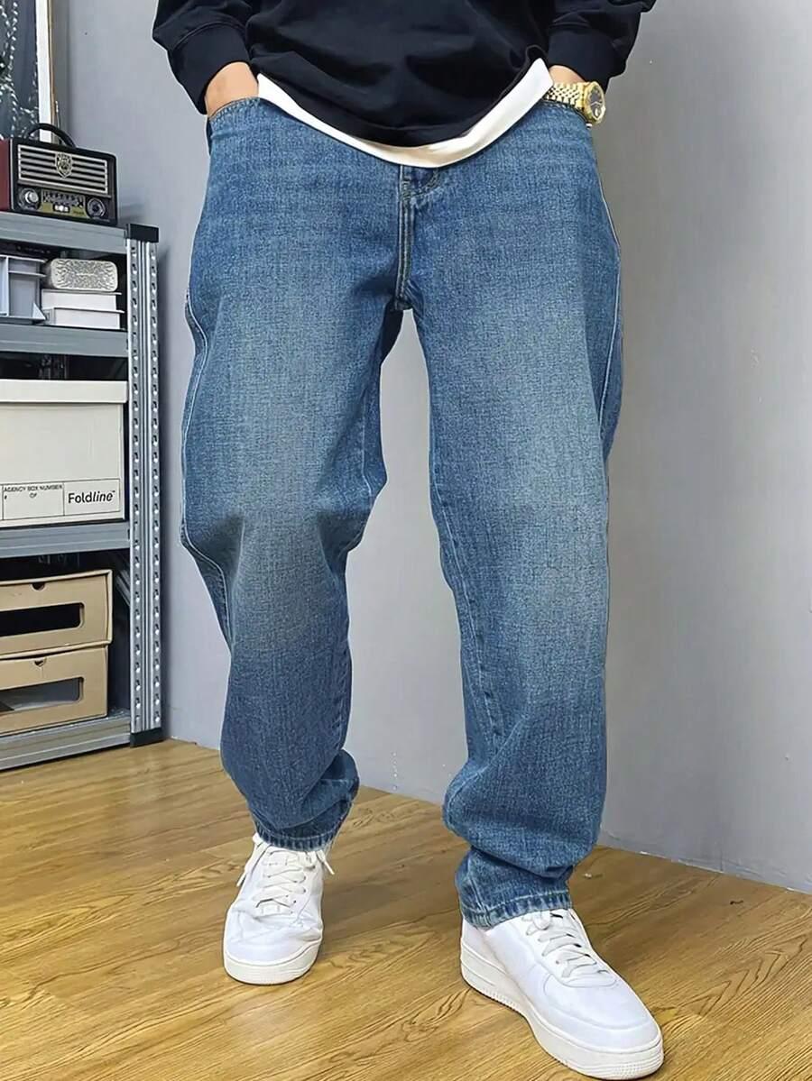 niebieskie spodnie jeans 