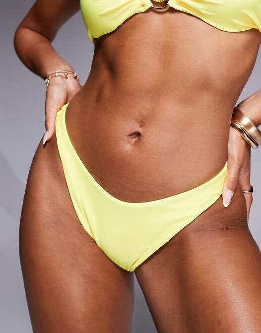 żółty dół od bikini