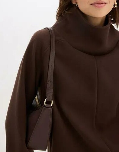 SWETER DAMSKI Z GOLFEM