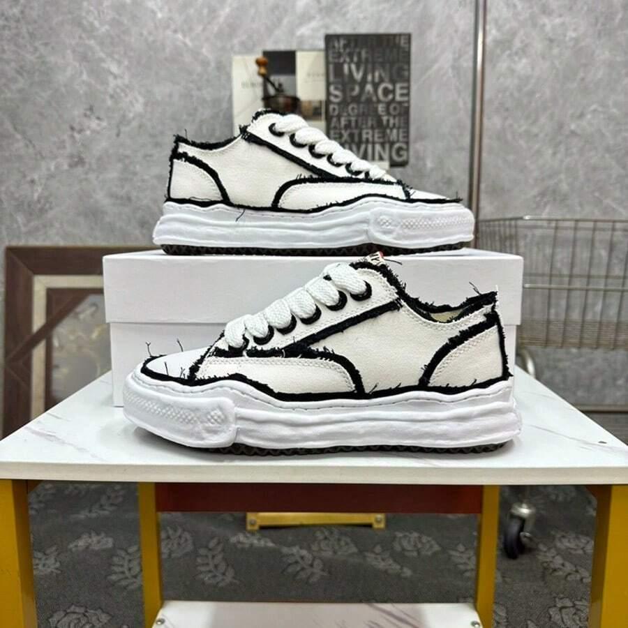 SZNUROWANE BUTY SPORTOWE