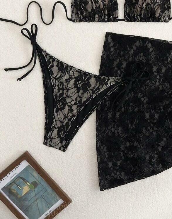czarne majtki od bikini