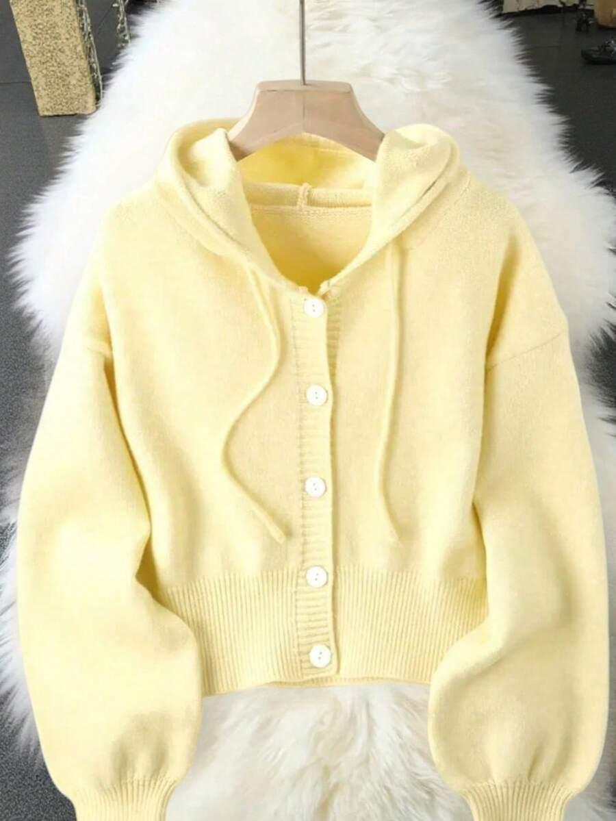 żółty sweter kaptur