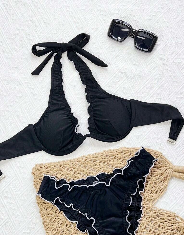CZARNA GÓRA OD BIKINI 