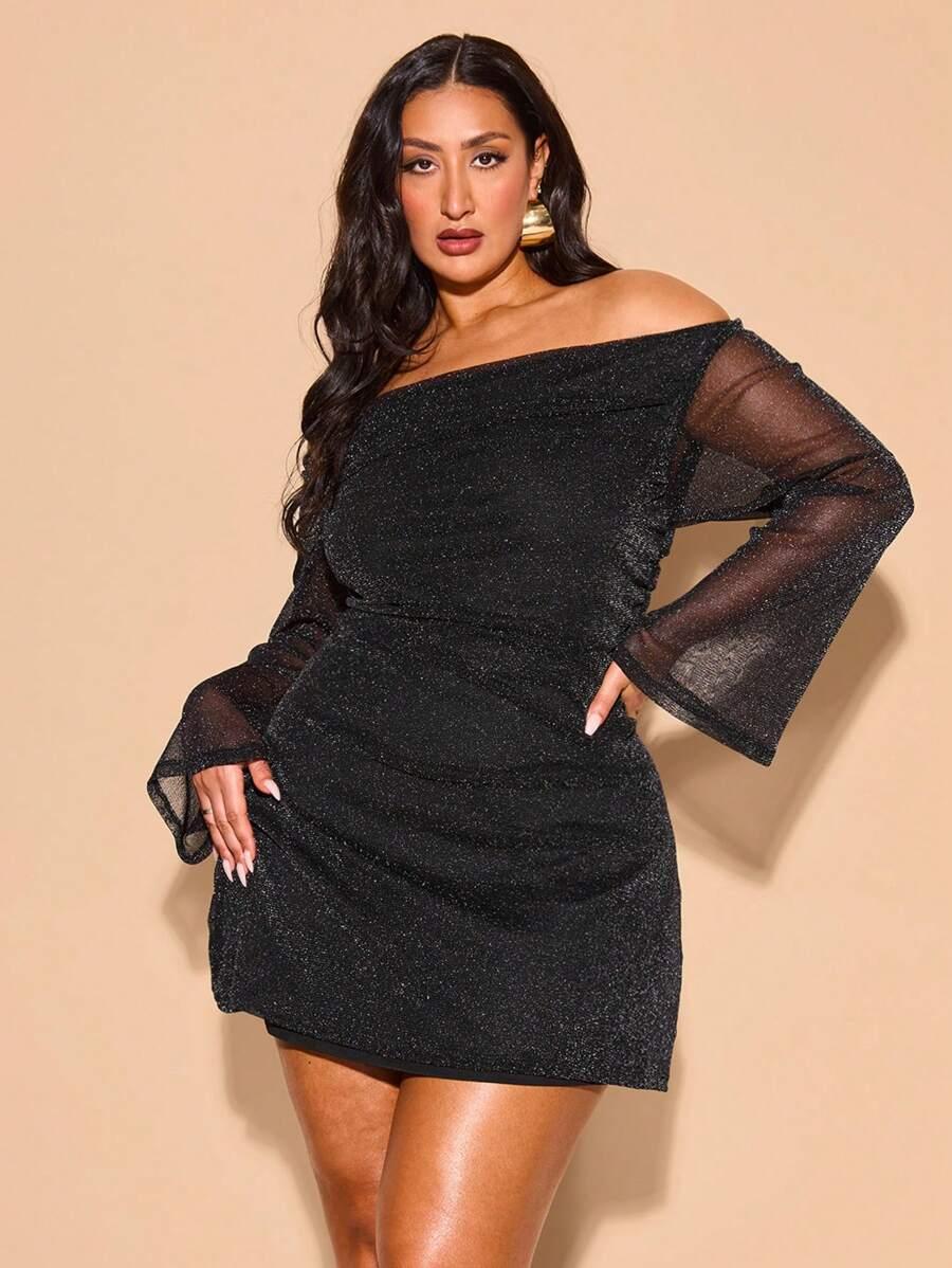 CZARNA MINI SUKIENKA 