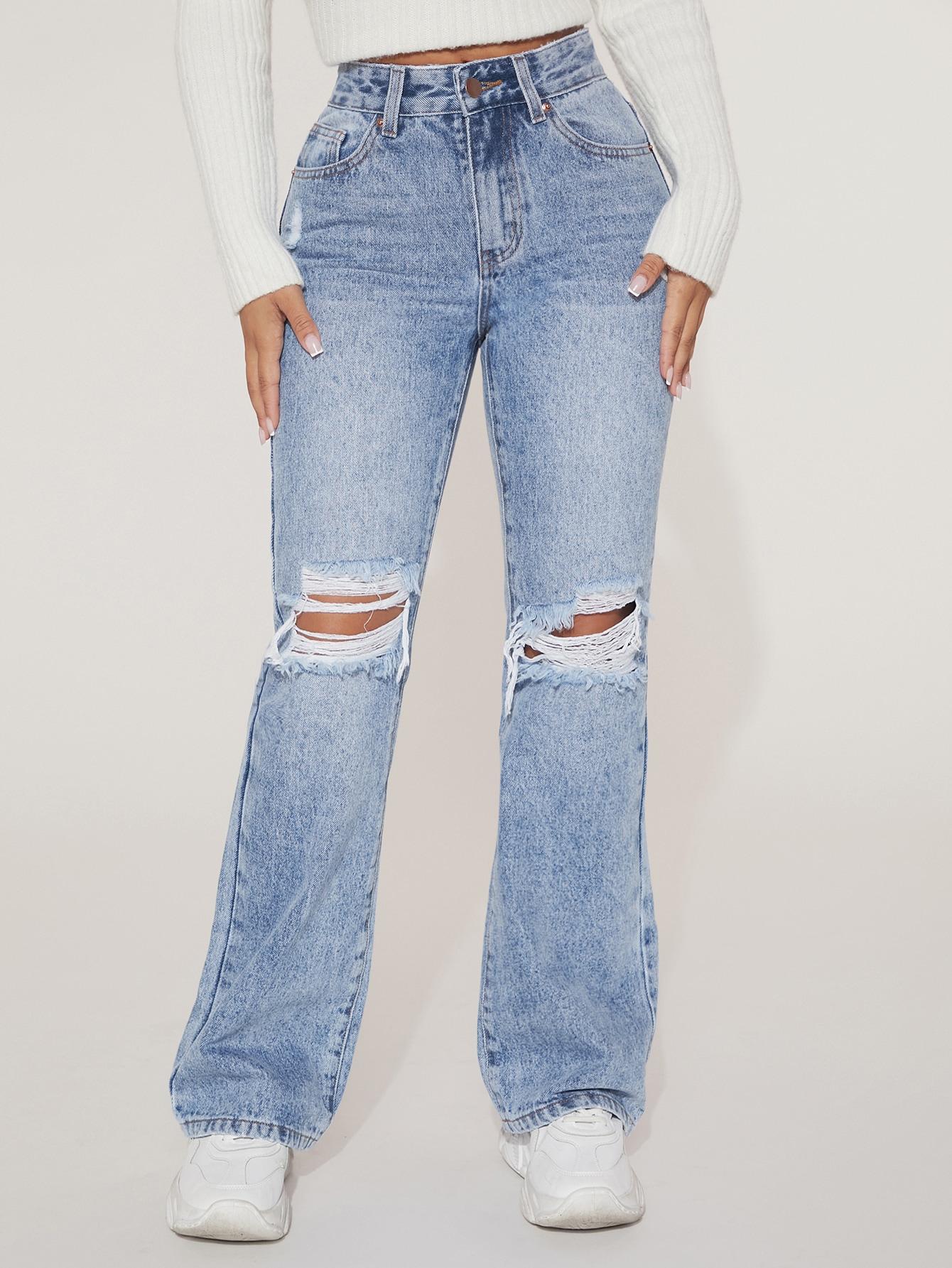 niebieskie spodnie jeans przetarcia