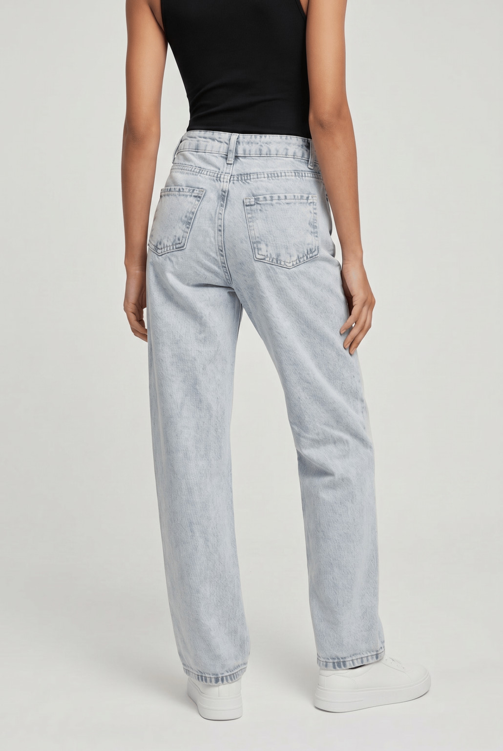 PROSTE SPODNIE JEANS
