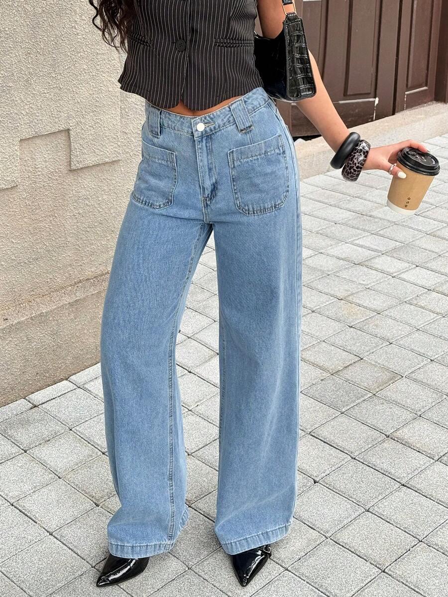 niebieskie spodnie jeans 