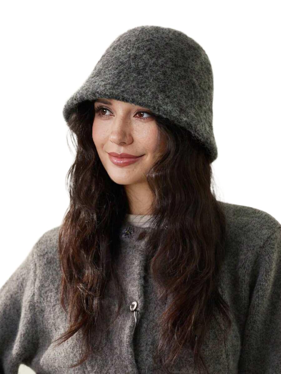 szary kapelusz bucket hat
