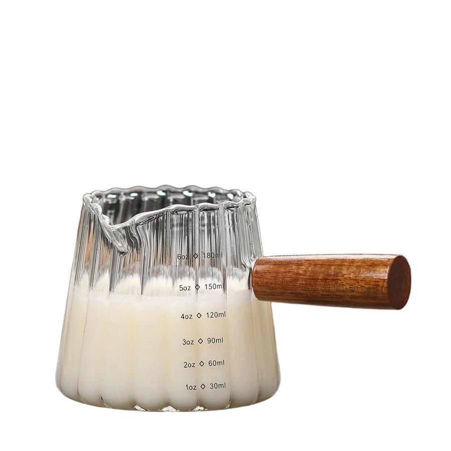 szklany dzbanek do spieniania mleka