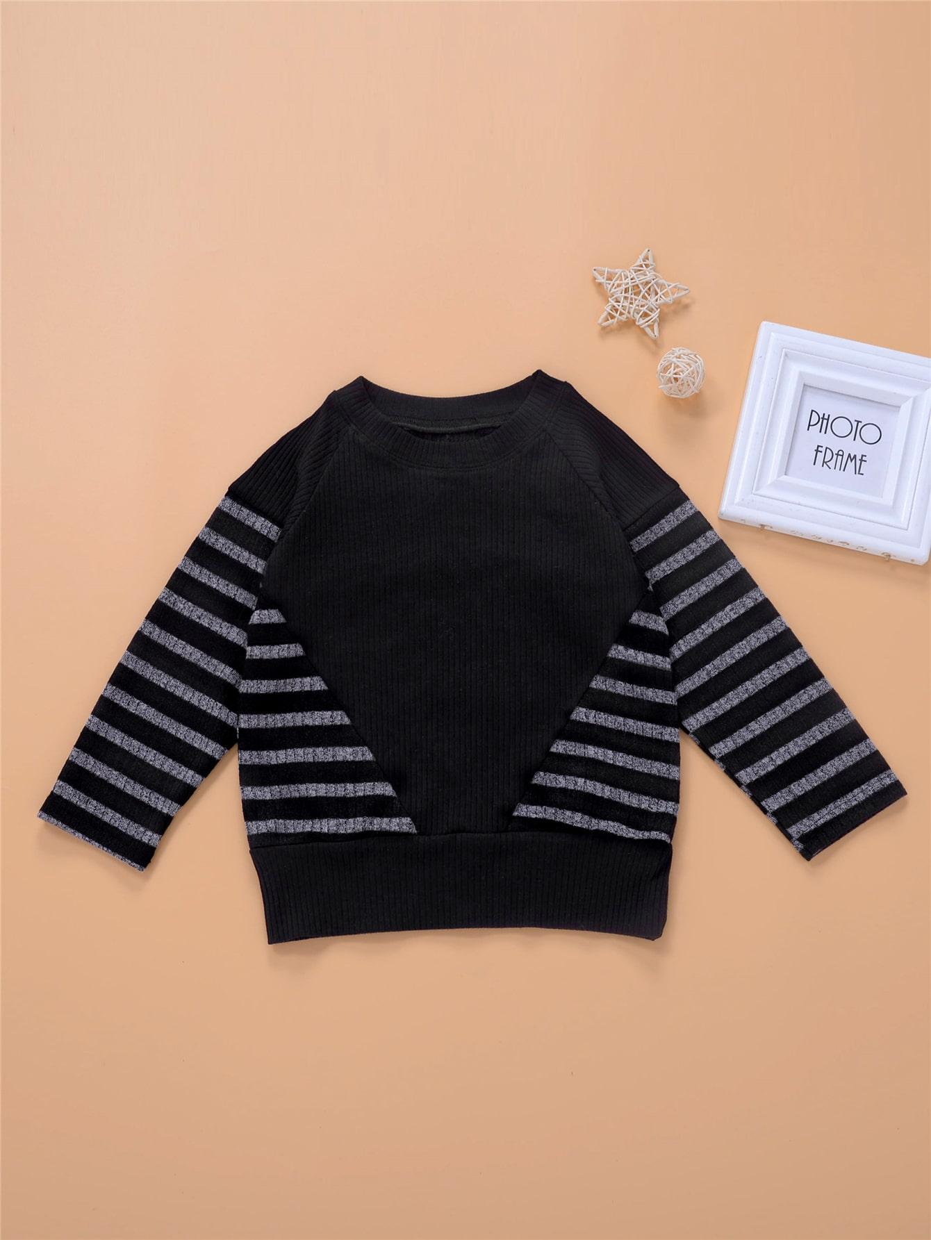 CZARNY SWETER PASKI