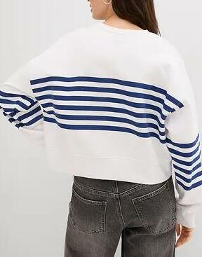 BLUZA BEZ KAPTURA 