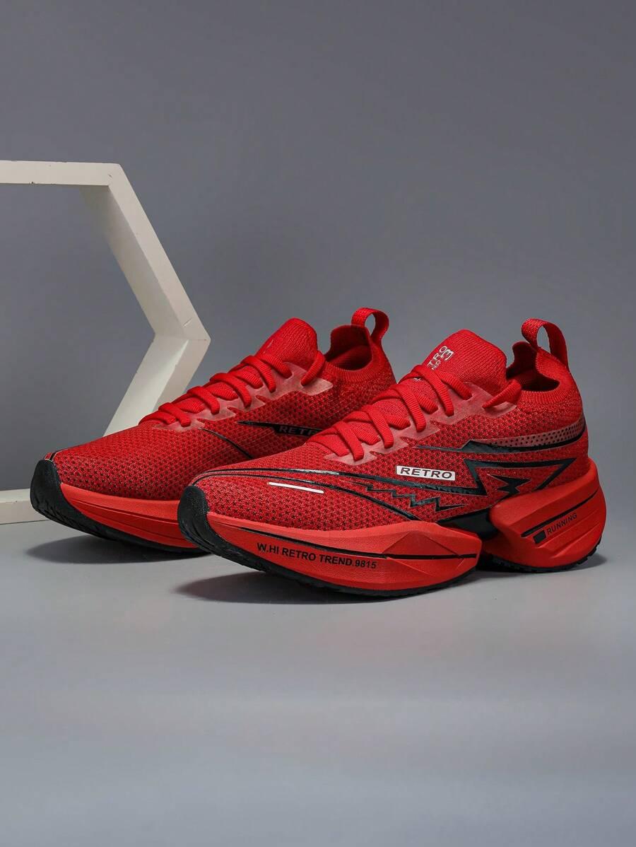 czerwone buty sportowe
