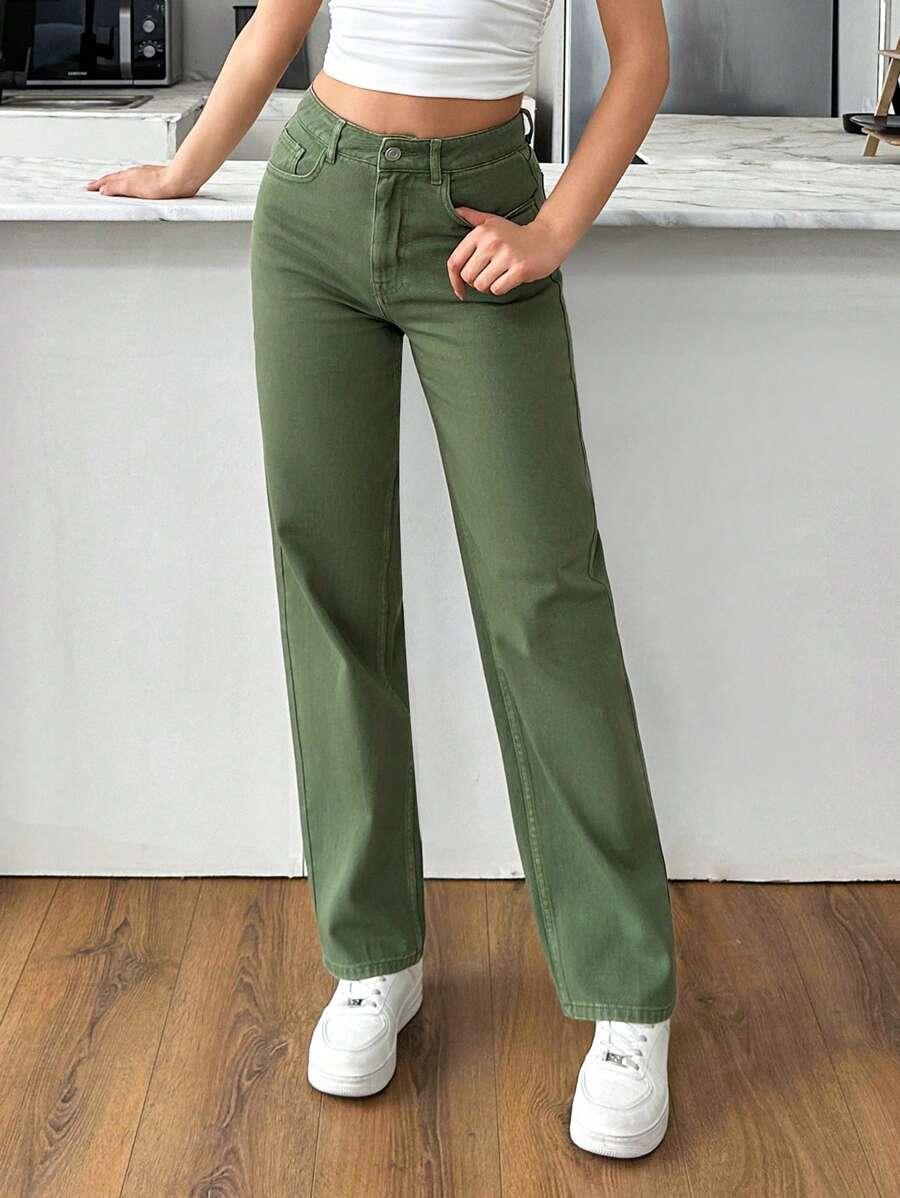 zielone spodnie jeans