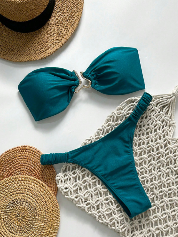 NIEBIESKA GÓRA OD BIKINI ZDOBIENIE