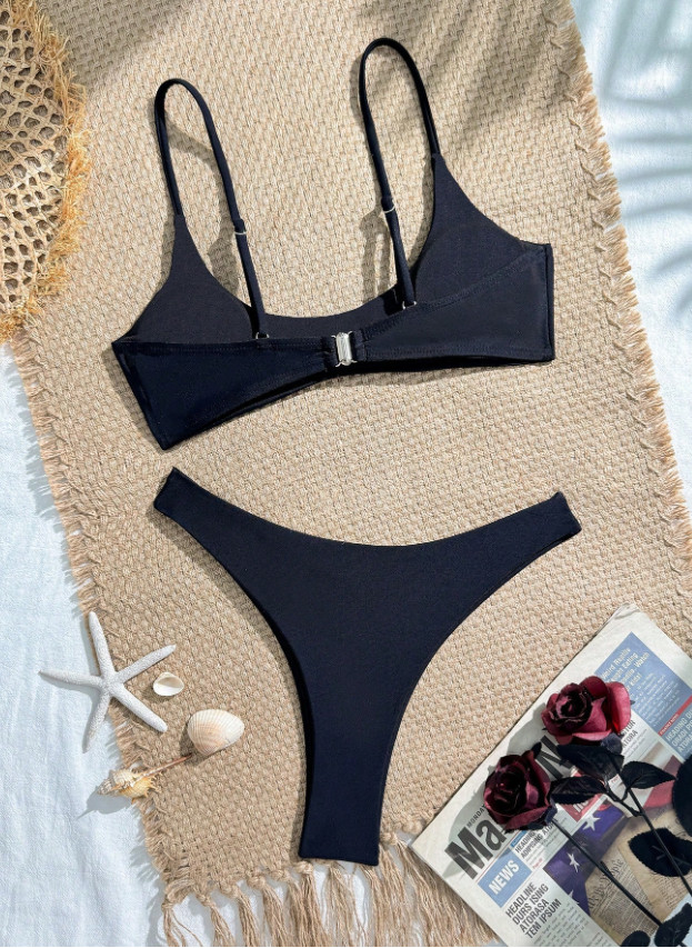 CZARNY DÓŁ OD BIKINI