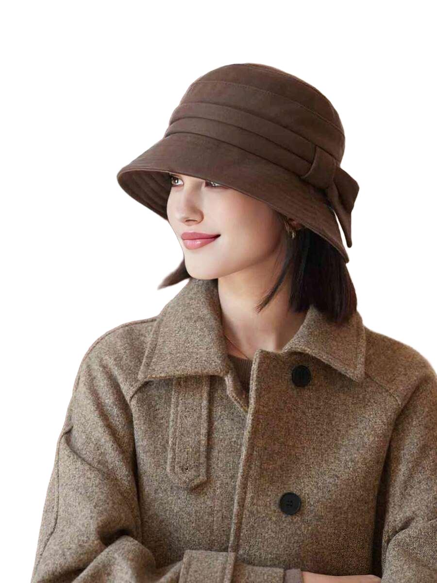 brązowy kapelusz typu bucket