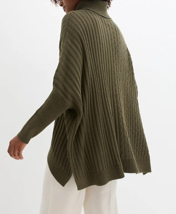 SWETER DAMSKI PLUS SIZE Z GOLFEM