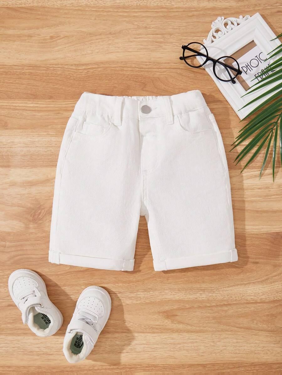 białe spodenki jeans