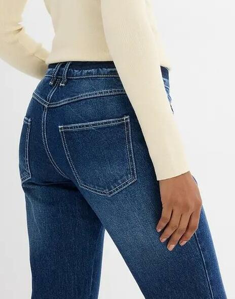 PROSTE JEANSY DAMSKIE