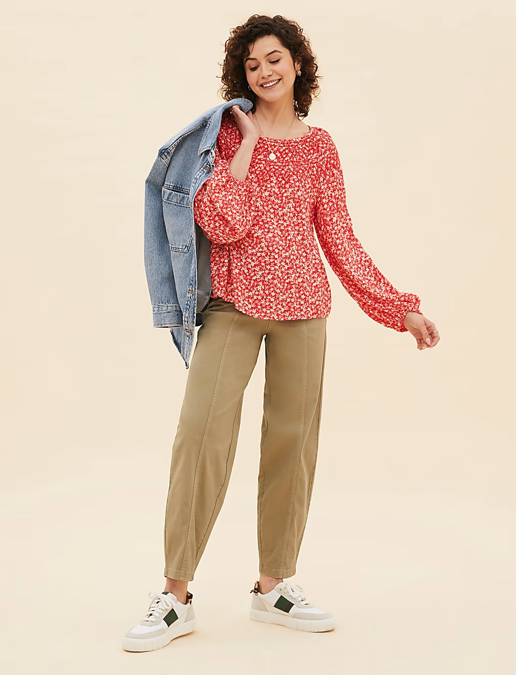 CZERWONA BLUZA KWIATY T53-2405U-B4