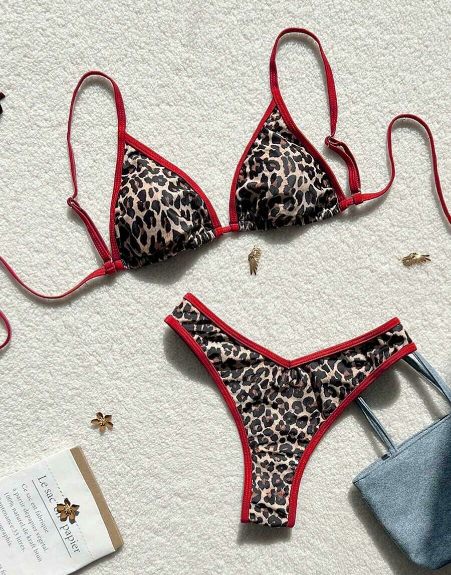 KOMPLET BIKINI ANIMAL PRINT stringi