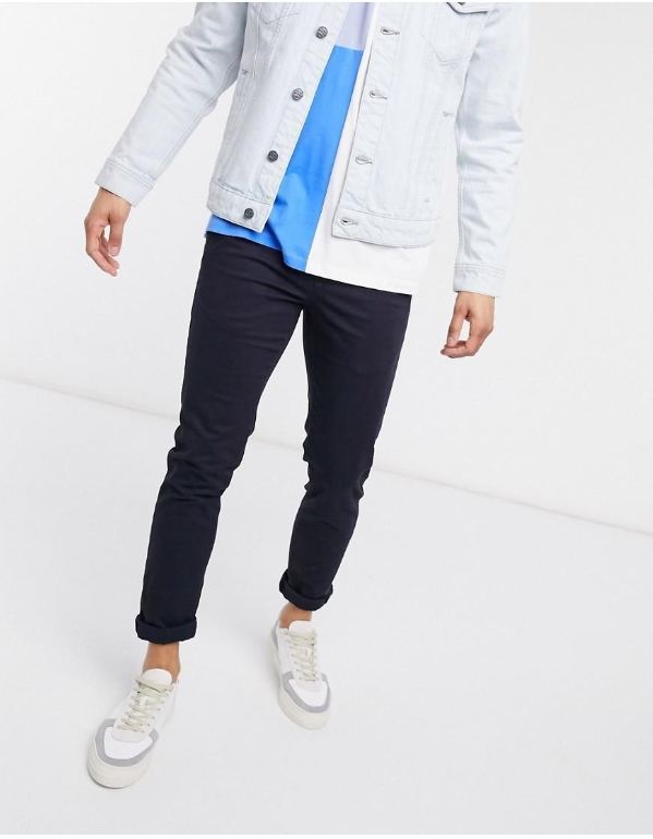 granatowe spodnie casual 