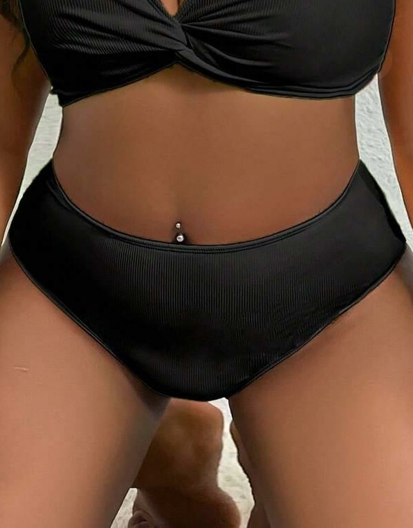 dół od bikini