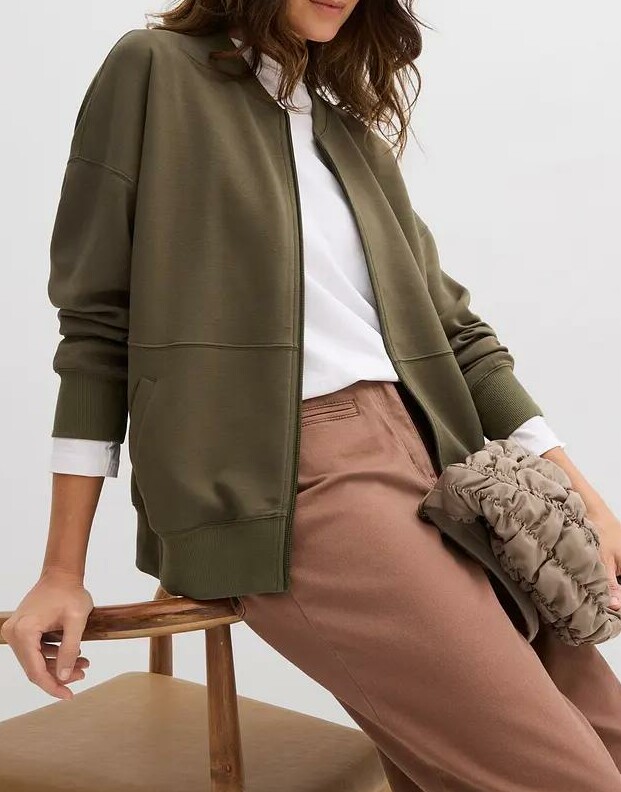 bluza damska z kieszeniami