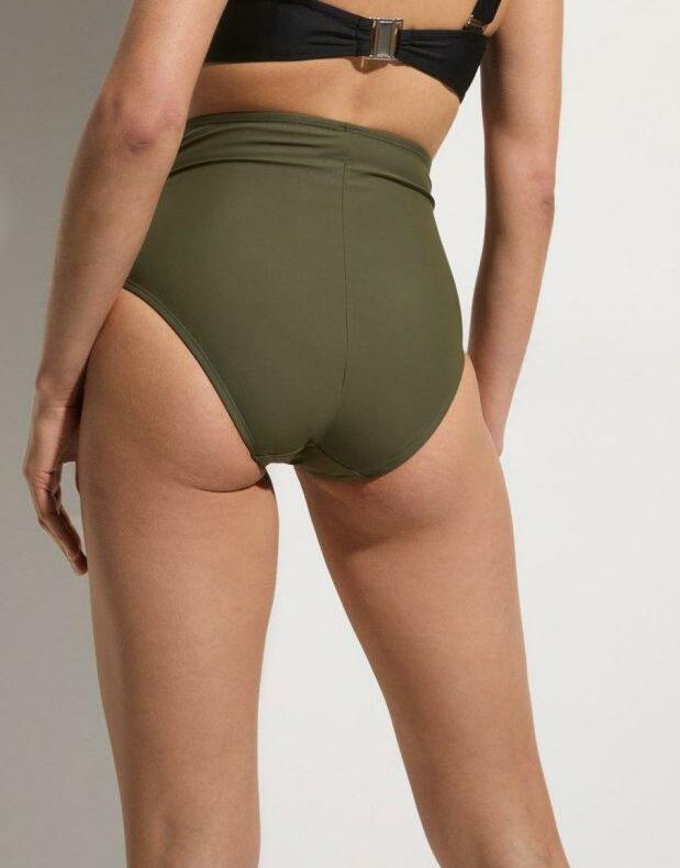 DÓŁ OD BIKINI