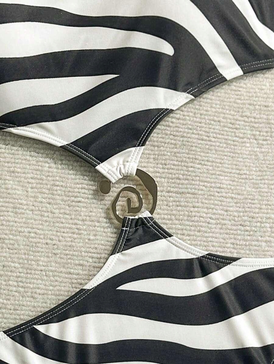 jednoczęściowy strój kąpielowy animal print
