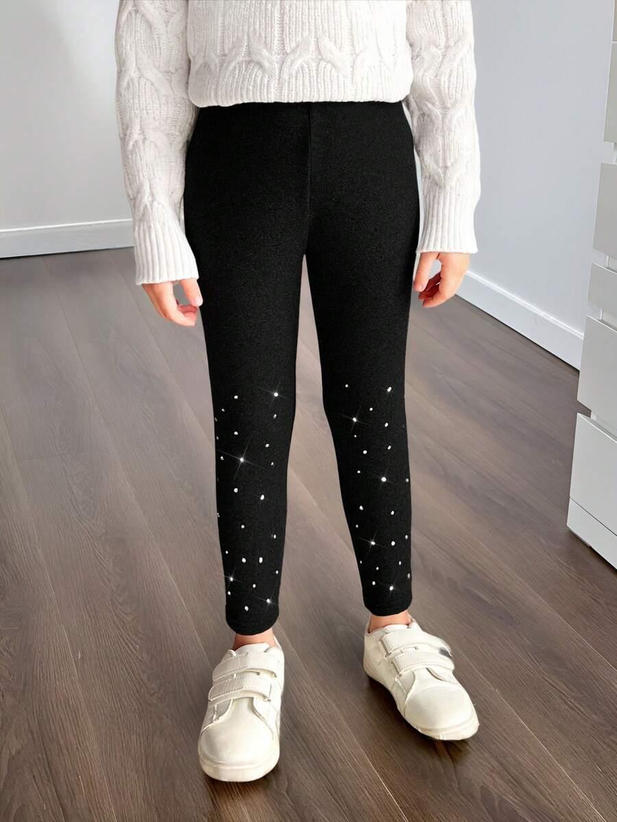czarne legginsy zdobienia