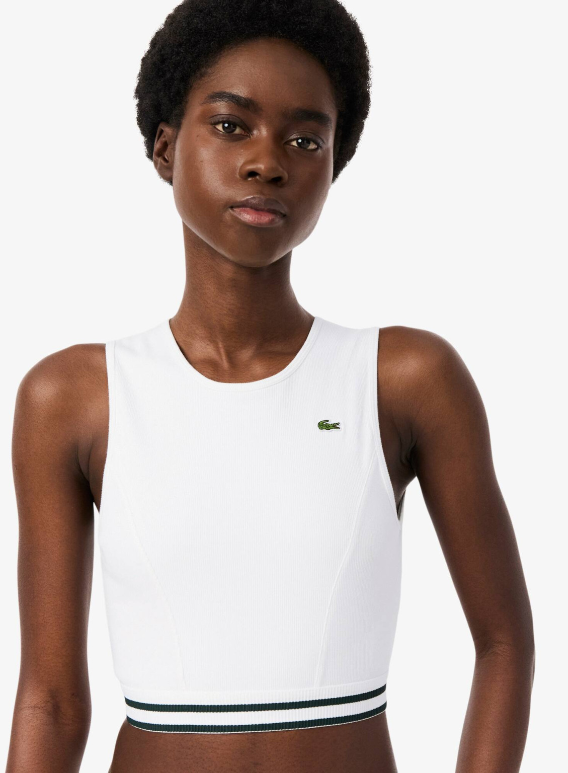 biały crop top bez rękawów logo haft
