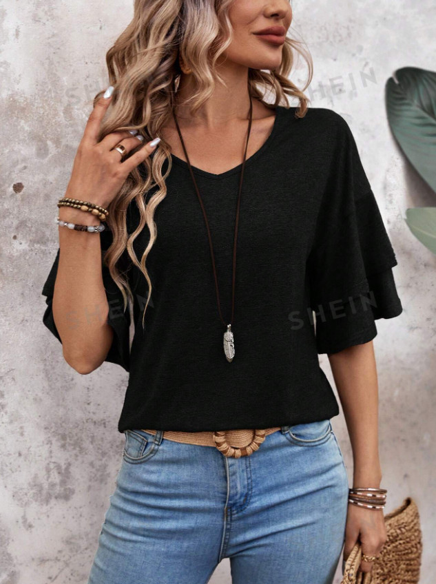 LUŹNA CZARNA BLUZKA V-NECK 
