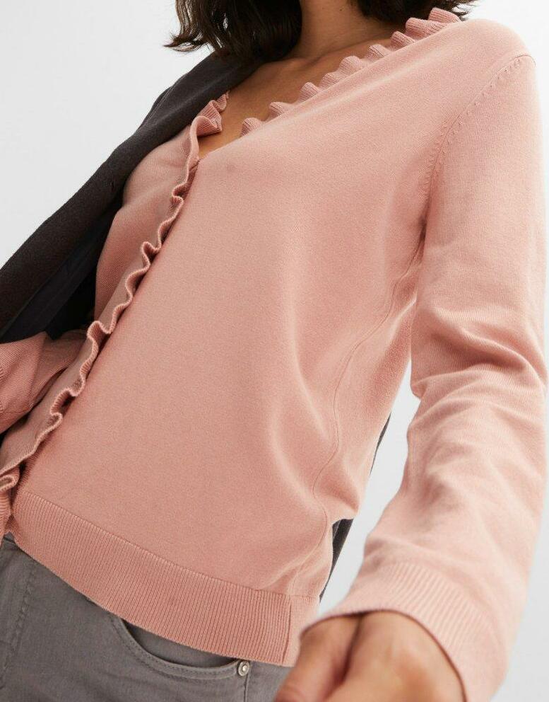 SWETER Z FALBANKĄ
